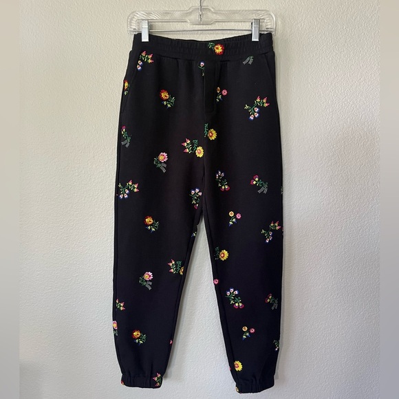 URLAZH Black Floral Embroidered Two Piece Loungewear Sweatsuit Women’s Size S - Picture 7 of 16